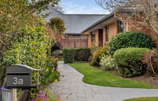 3A Livingstone Place, Springlands