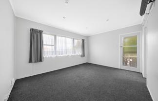 39D Caulton Street, Saint Johns