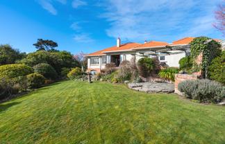 225 Musselburgh Rise, Andersons Bay