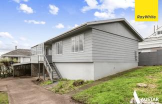 Auckland - Address withheld
