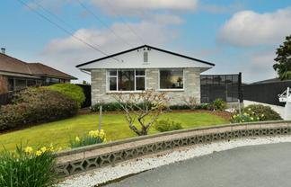 9 McCorkindale Place, Shirley