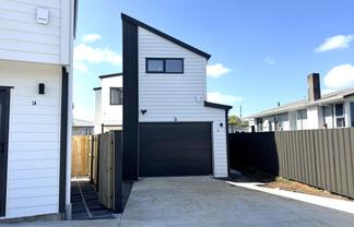 2B Athelstan Place, Otara