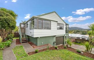 38A Gillingham Road, Kamo