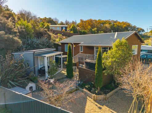 11 Tenby Street, Moeraki