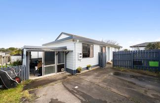 2/12 Silver Creek Road, Weymouth