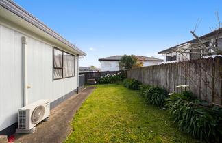 2/12 Silver Creek Road, Weymouth