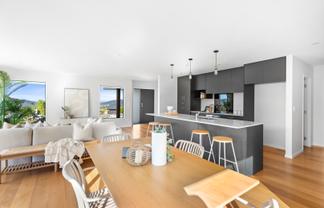 4 Torrey Pines Rise, Kamo