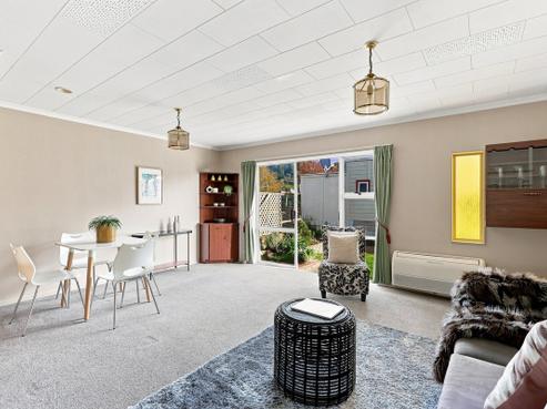 29B Baker Street, Caversham