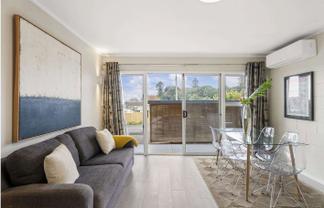 1/23B Hillsborough Road, Hillsborough