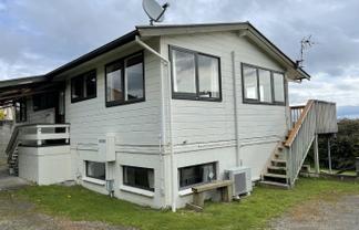 35 Birch Street, Hilltop