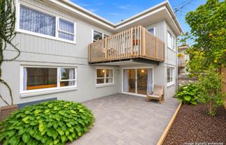2/7 Owens Road, Devonport