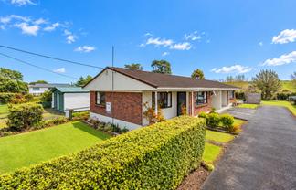 18 Doctors Hill Road, Maungaturoto
