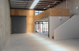 Modern High-Stud Warehouse | 268sqm | Wiri