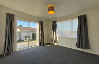 2/49 Lochee Rd, Upper Riccarton