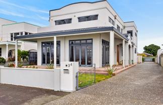 34 The Esplanade, Westshore