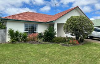 12 Palmcrest Grove, Highland Park
