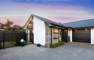 28C Brookside Terrace, Bryndwr