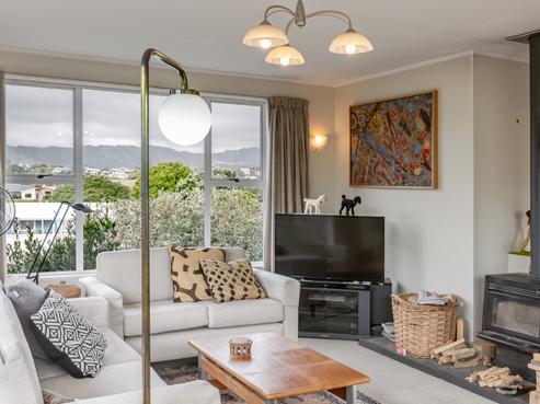 12 Ara Kuaka, Waikanae Beach