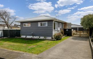 4 Halleys Court, Feilding