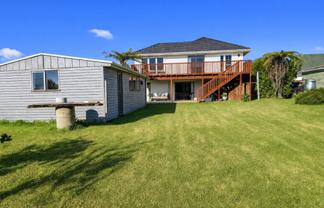 13 Moor Ave, Te Atatu Peninsula
