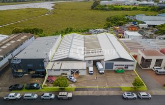 Rosebank Warehouse & Yard | Prime Motorway Access