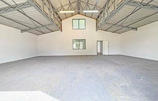 160M² NEWLY RENOVATED SPACE FOR LEASE
