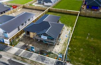 169 High Street, LEESTON