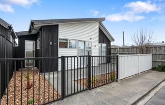 4/16 Hamill Road, HALSWELL