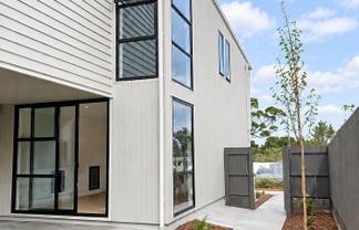 35 Dunkirk Terrace, Mount Albert