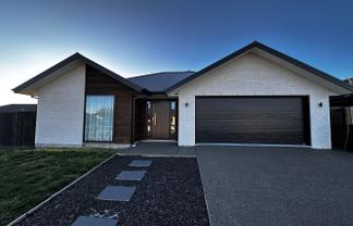 33 Lovelock Avenue, Rolleston