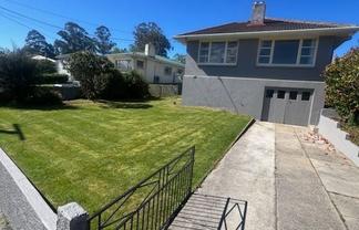 4 Oxford Street, Holmes Hill
