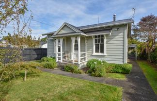 10 Wyndham Street, Carterton