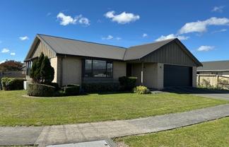102 Rhodes Drive, Kelvin Grove