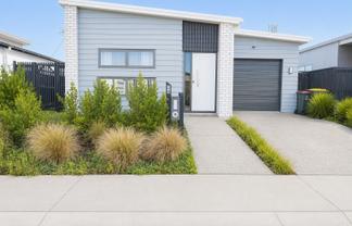24 Guillaume Street, Chartwell
