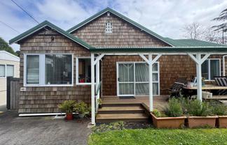 140 Western Springs Road, Morningside