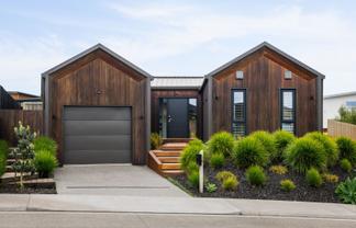 18 Tunarau Street, Raglan