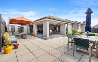 59 Stace Hopper Drive, One Tree Point