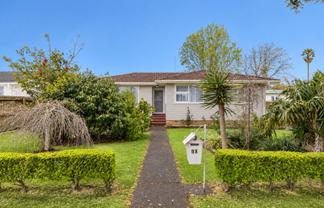 10 Kaumatua Place, Te Atatu Peninsula