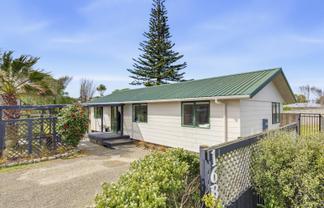 16B Karaka Street, Otaki Beach