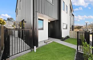 97a Aurora Terrace (Room 1) , Hillcrest