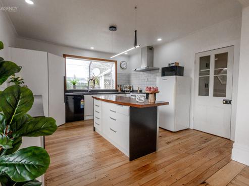 86 Bealey Street, Hokitika