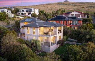 5 Signal Hill Road, Mount Pleasant