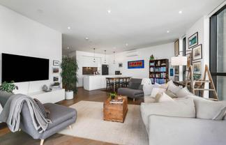 303/223B Green Lane West, Epsom