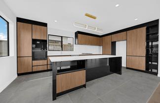 2 Whata Street, Clarks Beach