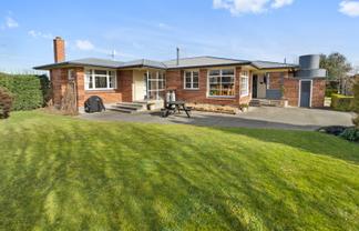 2898 Thompsons Track, Lauriston