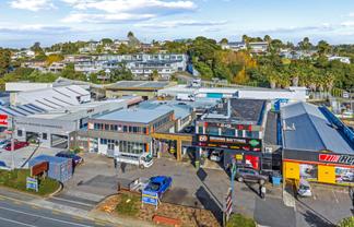 STRATEGIC INVESTMENT - 2,076M² FREEHOLD SITE
