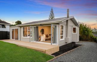 131 Rosier Road, Glen Eden