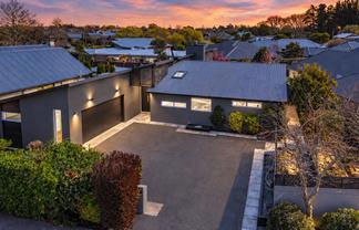 3 Wildhawk Place, Shirley