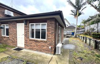 16a Vinewood Drive, Albany