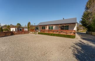 590 Woodbury Road, Woodbury
